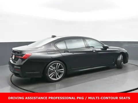Another view of 2022 BMW 7 Series 750i xDrive for sale in Highland Park, IL at Gravity Autos Chicago