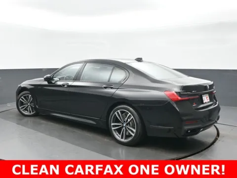 More photos of 2022 BMW 7 Series 750i xDrive at Gravity Autos Chicago, IL