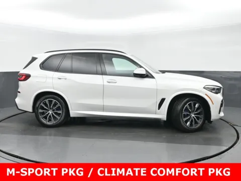 Photos of 2022 BMW X5 xDrive40i for sale in Highland Park, IL at Gravity Autos Chicago