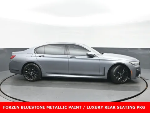 Photos of 2022 BMW 7 Series M760i for sale in Highland Park, IL at Gravity Autos Chicago