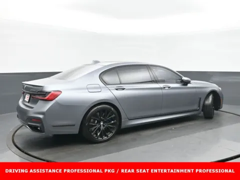 Another view of 2022 BMW 7 Series M760i for sale in Highland Park, IL at Gravity Autos Chicago