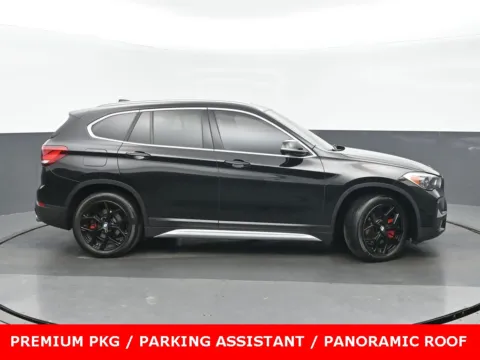 Photos of 2021 BMW X1 xDrive28i for sale in Highland Park, IL at Gravity Autos Chicago