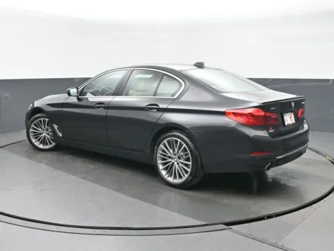 More photos of 2020 BMW 5 Series 530i xDrive at Gravity Autos Chicago, IL