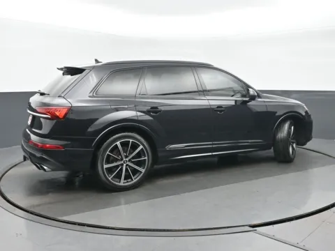 Another view of 2021 Audi SQ7 Premium Plus for sale in Highland Park, IL at Gravity Autos Chicago