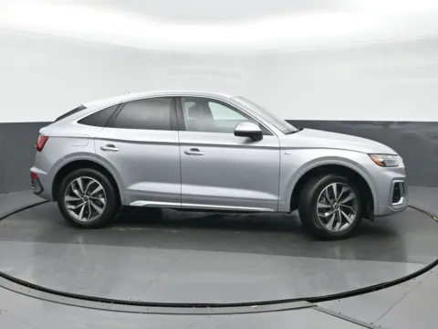 Photos of 2022 Audi Q5 45 S line Premium for sale in Highland Park, IL at Gravity Autos Chicago