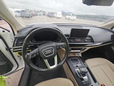 More photos of 2018 Audi Q5 2.0T at Gravity Autos Chicago, IL