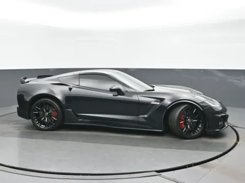 Photos of 2016 Chevrolet Corvette Z06 for sale in Highland Park, IL at Gravity Autos Chicago