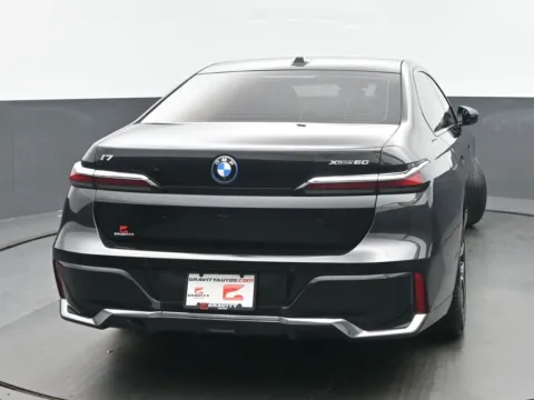 More photos of 2023 BMW i7 xDrive60 at Gravity Autos Chicago, IL