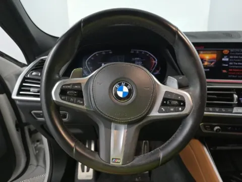 More photos of 2022 BMW X6 xDrive40i at Gravity Autos Chicago, IL