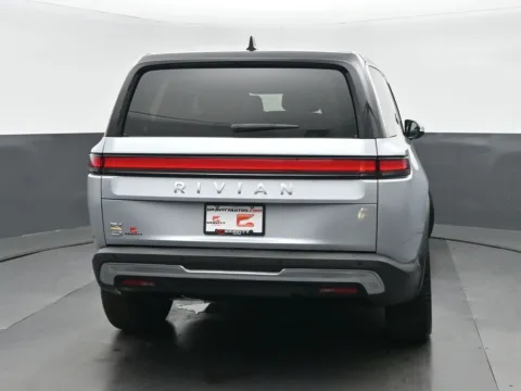 More photos of 2023 Rivian R1S Adventure at Gravity Autos Chicago, IL