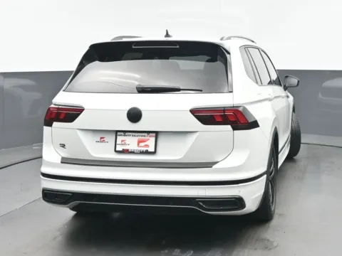 More photos of 2022 Volkswagen Tiguan 2.0T SE R-Line Black at Gravity Autos Chicago, IL