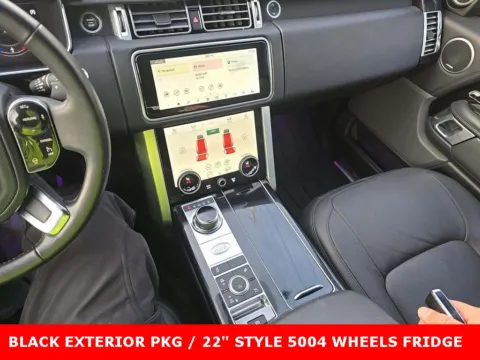 Another view of 2020 Land Rover Range Rover HSE for sale in Highland Park, IL at Gravity Autos Chicago