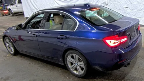 Another view of 2018 BMW 3 Series 330i xDrive for sale in Highland Park, IL at Gravity Autos Chicago