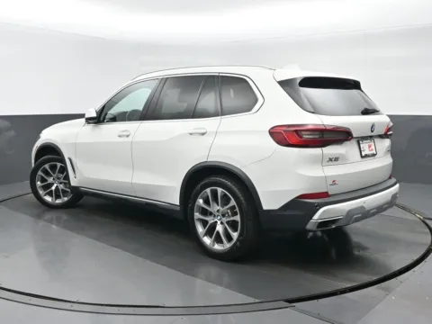 More photos of 2020 BMW X5 xDrive40i at Gravity Autos Chicago, IL