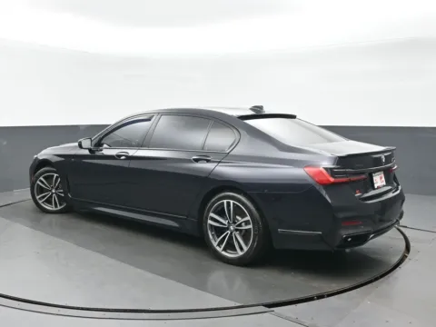 More photos of 2022 BMW 7 Series 750i xDrive at Gravity Autos Chicago, IL