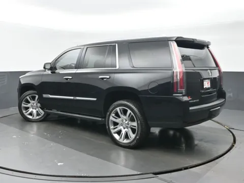 More photos of 2015 Cadillac Escalade Premium at Gravity Autos Chicago, IL