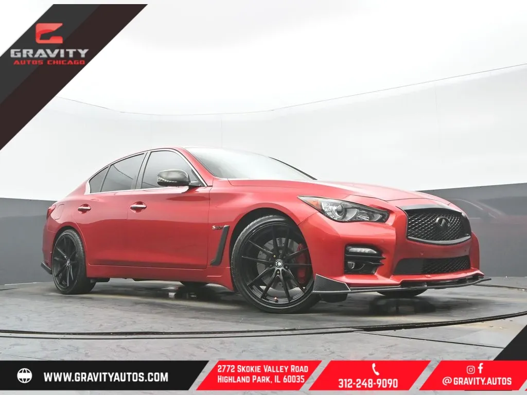 Red 2017 INFINITI Q50 Red Sport 400 for sale in Highland Park, IL