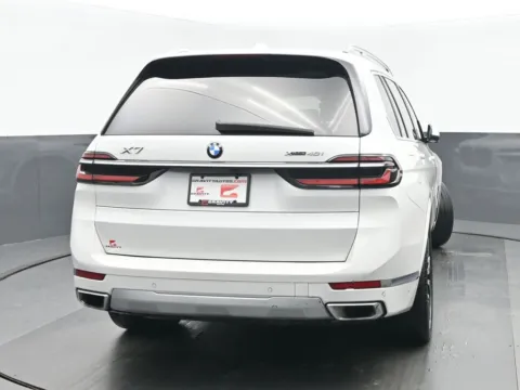More photos of 2023 BMW X7 xDrive40i at Gravity Autos Chicago, IL