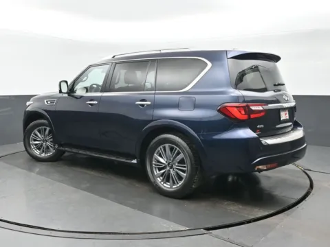 More photos of 2022 INFINITI QX80 LUXE at Gravity Autos Chicago, IL