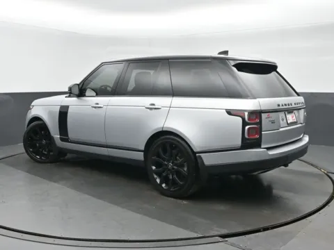 More photos of 2020 Land Rover Range Rover HSE at Gravity Autos Chicago, IL