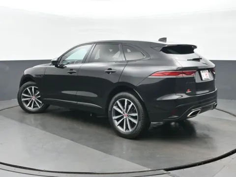 More photos of 2021 Jaguar F-PACE P400 R-Dynamic S at Gravity Autos Chicago, IL