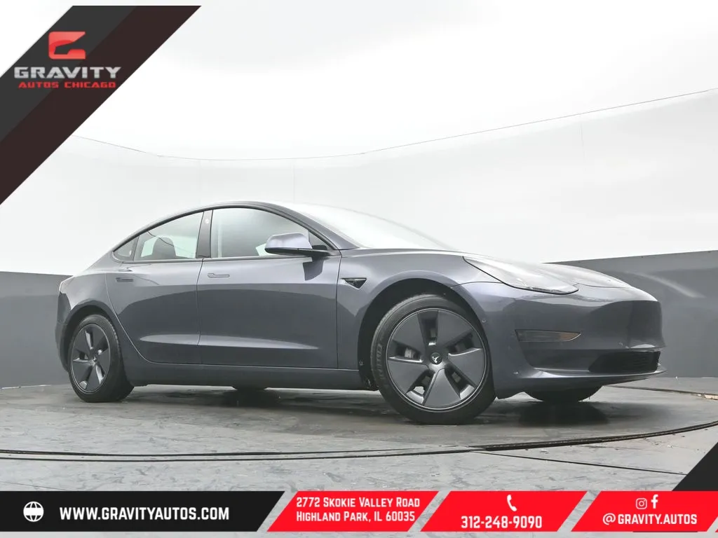 Silver 2022 Tesla Model 3 Long Range for sale in Highland Park, IL