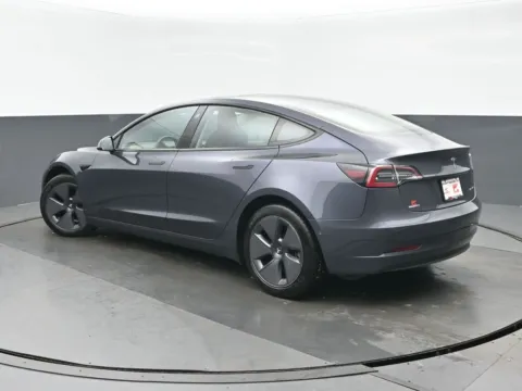 More photos of 2022 Tesla Model 3 Long Range at Gravity Autos Chicago, IL
