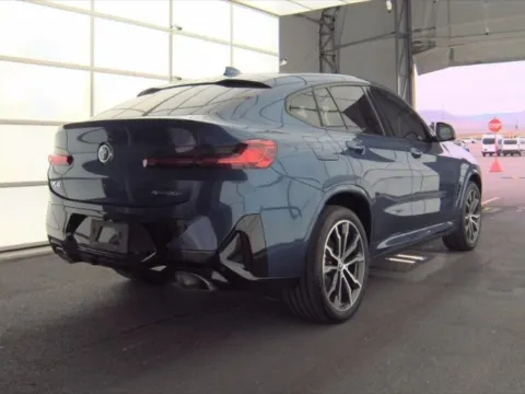 Photos of 2023 BMW X4 xDrive30i for sale in Highland Park, IL at Gravity Autos Chicago