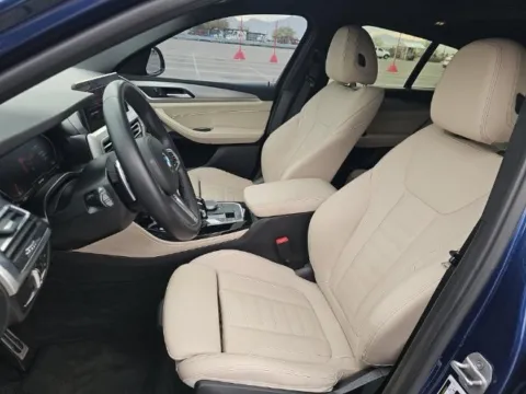 More photos of 2023 BMW X4 xDrive30i at Gravity Autos Chicago, IL