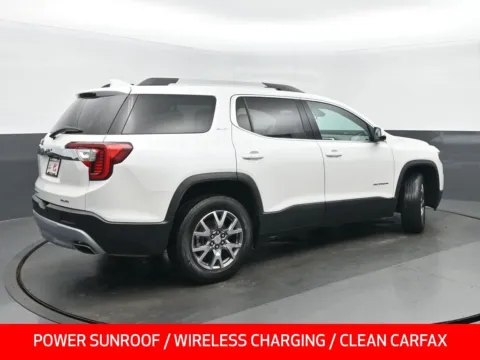 Another view of 2021 GMC Acadia SLT for sale in Highland Park, IL at Gravity Autos Chicago