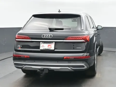 More photos of 2023 Audi Q7 55 Premium Plus at Gravity Autos Chicago, IL