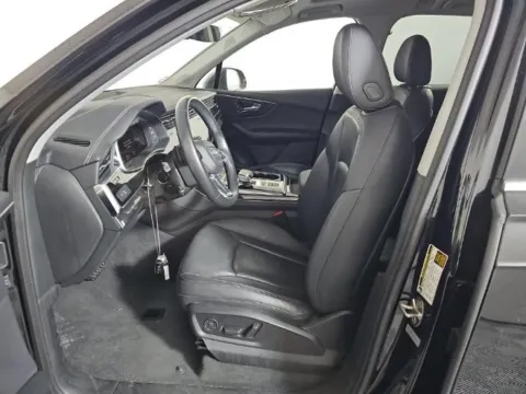 More photos of 2023 Audi Q7 55 Premium Plus at Gravity Autos Chicago, IL