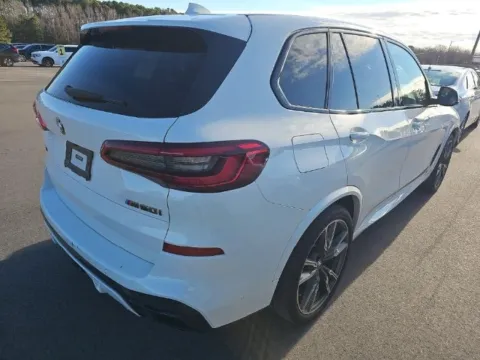 Photos of 2020 BMW X5 M50i for sale in Highland Park, IL at Gravity Autos Chicago