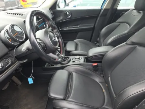 More photos of 2019 MINI Cooper S Countryman Cooper S ALL4 at Gravity Autos Chicago, IL