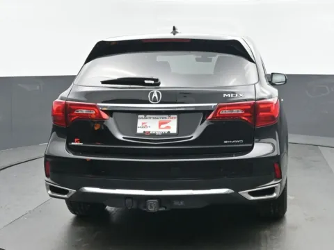 More photos of 2019 Acura MDX 3.5L at Gravity Autos Chicago, IL