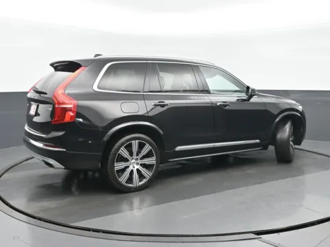 Another view of 2020 Volvo XC90 T6 Inscription for sale in Highland Park, IL at Gravity Autos Chicago
