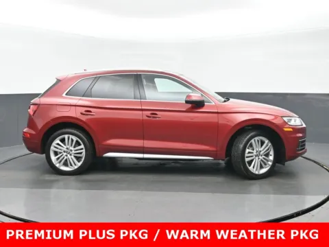 Photos of 2018 Audi Q5 2.0T Premium Plus for sale in Highland Park, IL at Gravity Autos Chicago