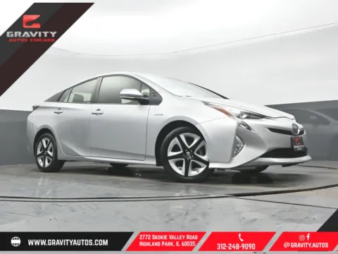 Silver 2016 Toyota Prius Three Touring for sale in Highland Park, IL