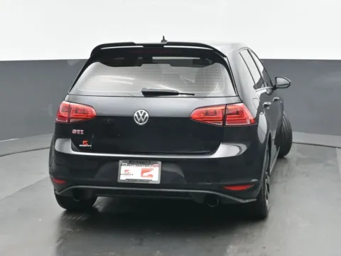 More photos of 2017 Volkswagen Golf GTI SE at Gravity Autos Chicago, IL