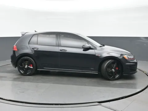 Photos of 2017 Volkswagen Golf GTI SE for sale in Highland Park, IL at Gravity Autos Chicago