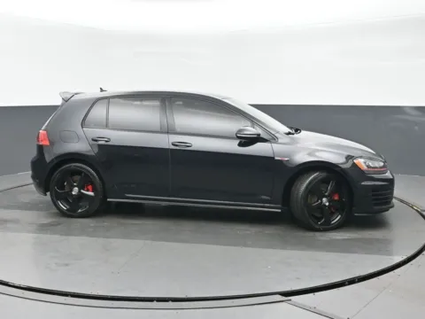 Photos of 2017 Volkswagen Golf GTI SE for sale in Highland Park, IL at Gravity Autos Chicago