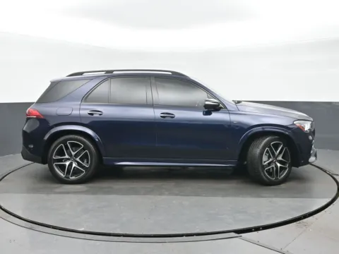 Photos of 2021 Mercedes-Benz GLE 53 AMG for sale in Highland Park, IL at Gravity Autos Chicago