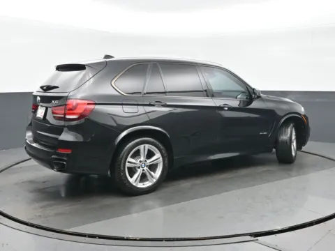 Another view of 2015 BMW X5 xDrive50i for sale in Highland Park, IL at Gravity Autos Chicago