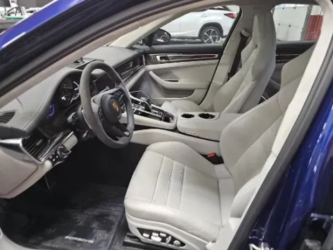 More photos of 2021 Porsche Panamera GTS at Gravity Autos Chicago, IL
