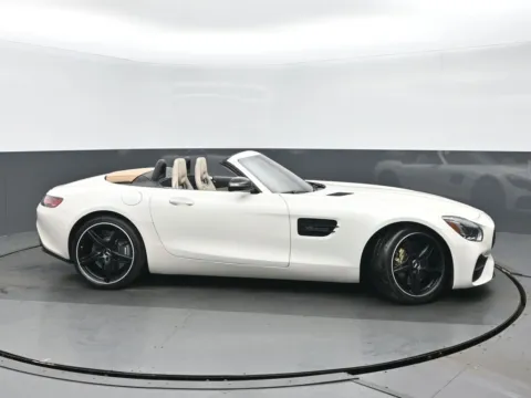 Photos of 2018 Mercedes-Benz AMG GT for sale in Highland Park, IL at Gravity Autos Chicago