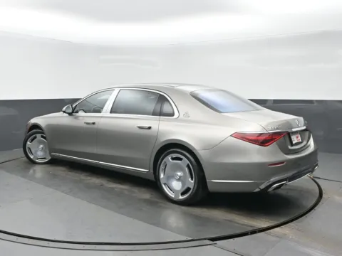 More photos of 2021 Mercedes-Benz S-Class Maybach S 580 at Gravity Autos Chicago, IL
