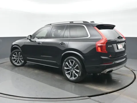 More photos of 2016 Volvo XC90 T6 Momentum at Gravity Autos Chicago, IL