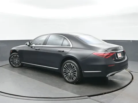 More photos of 2023 Mercedes-Benz S-Class S 580 at Gravity Autos Chicago, IL