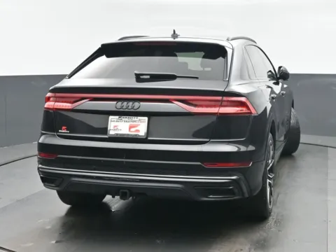 More photos of 2020 Audi Q8 55 Premium Plus at Gravity Autos Chicago, IL