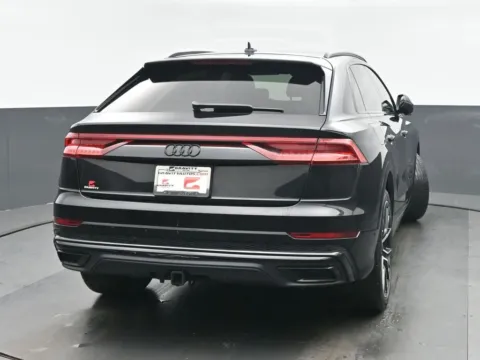 More photos of 2020 Audi Q8 55 Premium Plus at Gravity Autos Chicago, IL